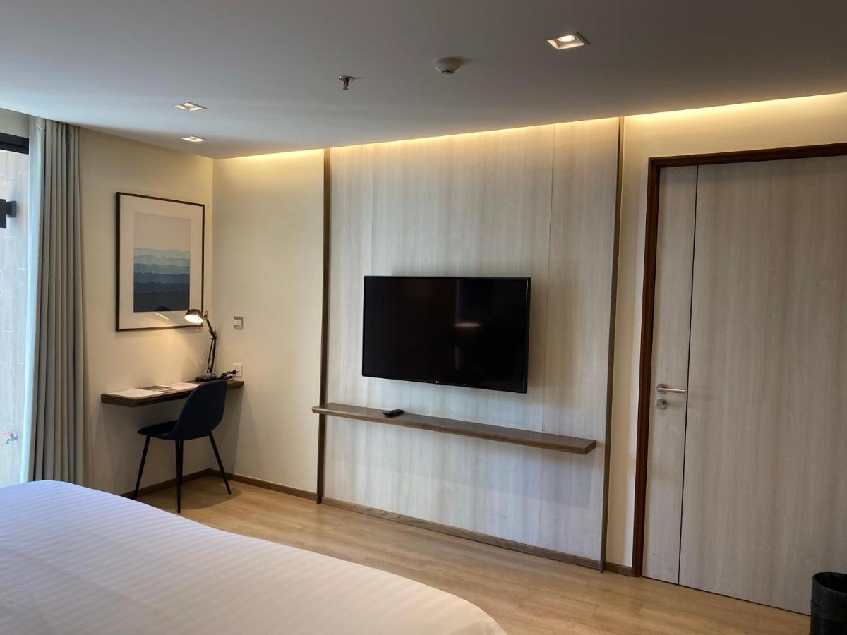 Hotel The Quarter Phromphong By Uhg Bangkok Exterior foto